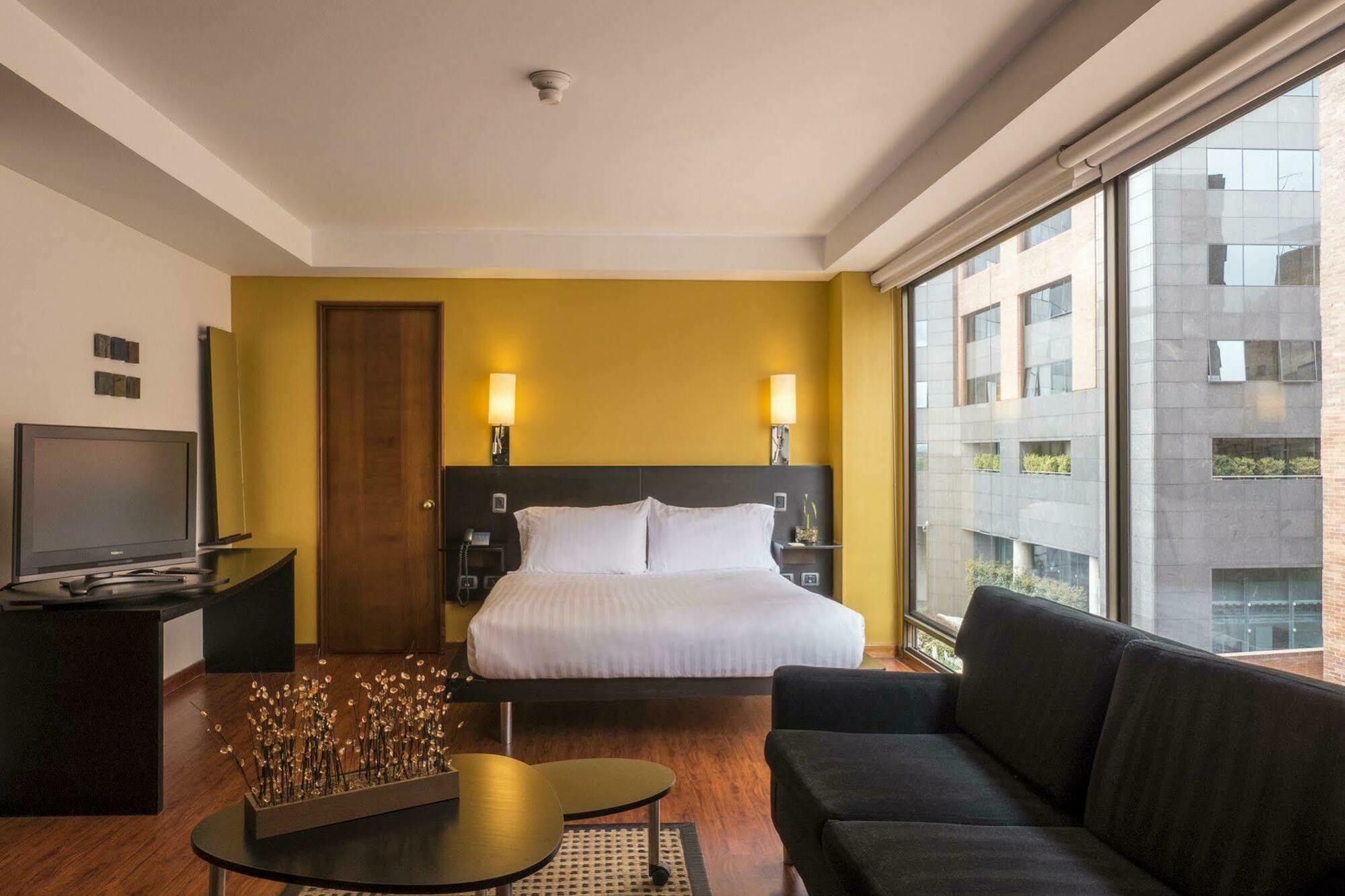 Hotel Lugano Suites Богота Экстерьер фото